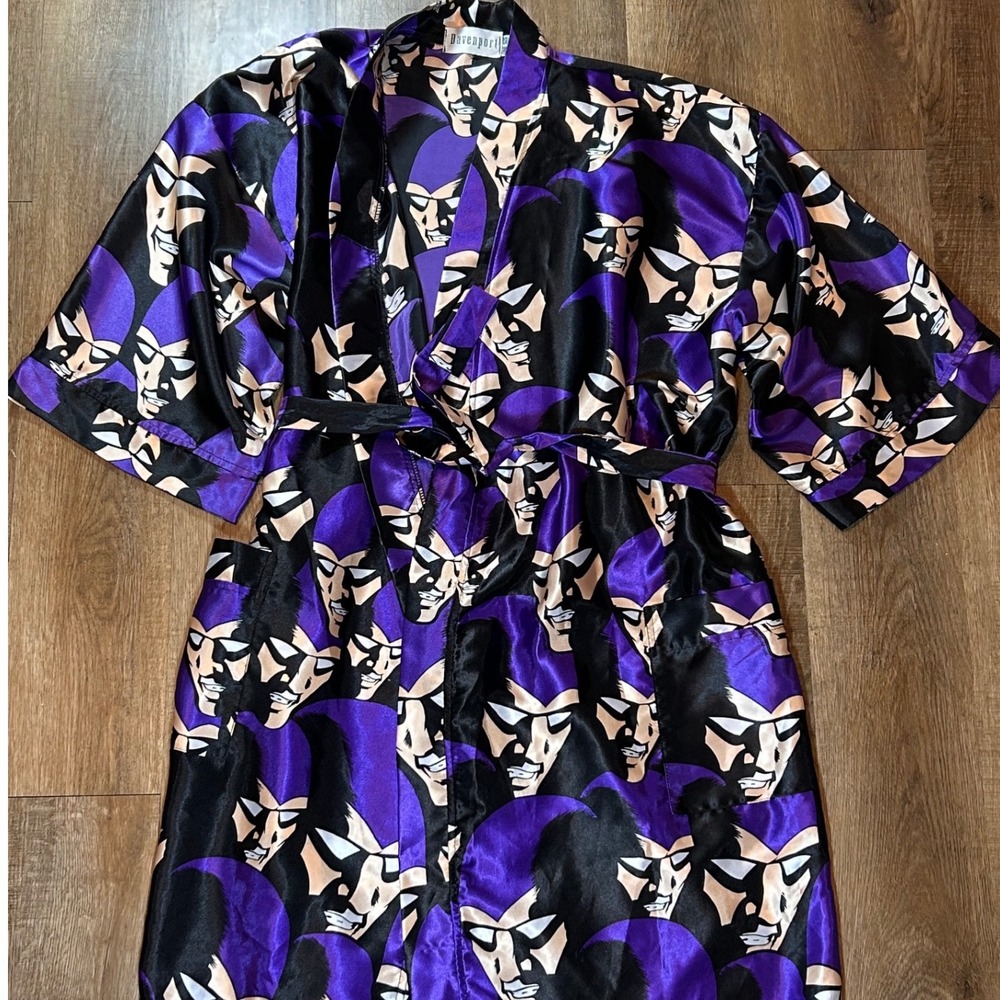 Vintage 1994 The Phantom Davenport Robe Mens One Size Purple Comic Book Satin